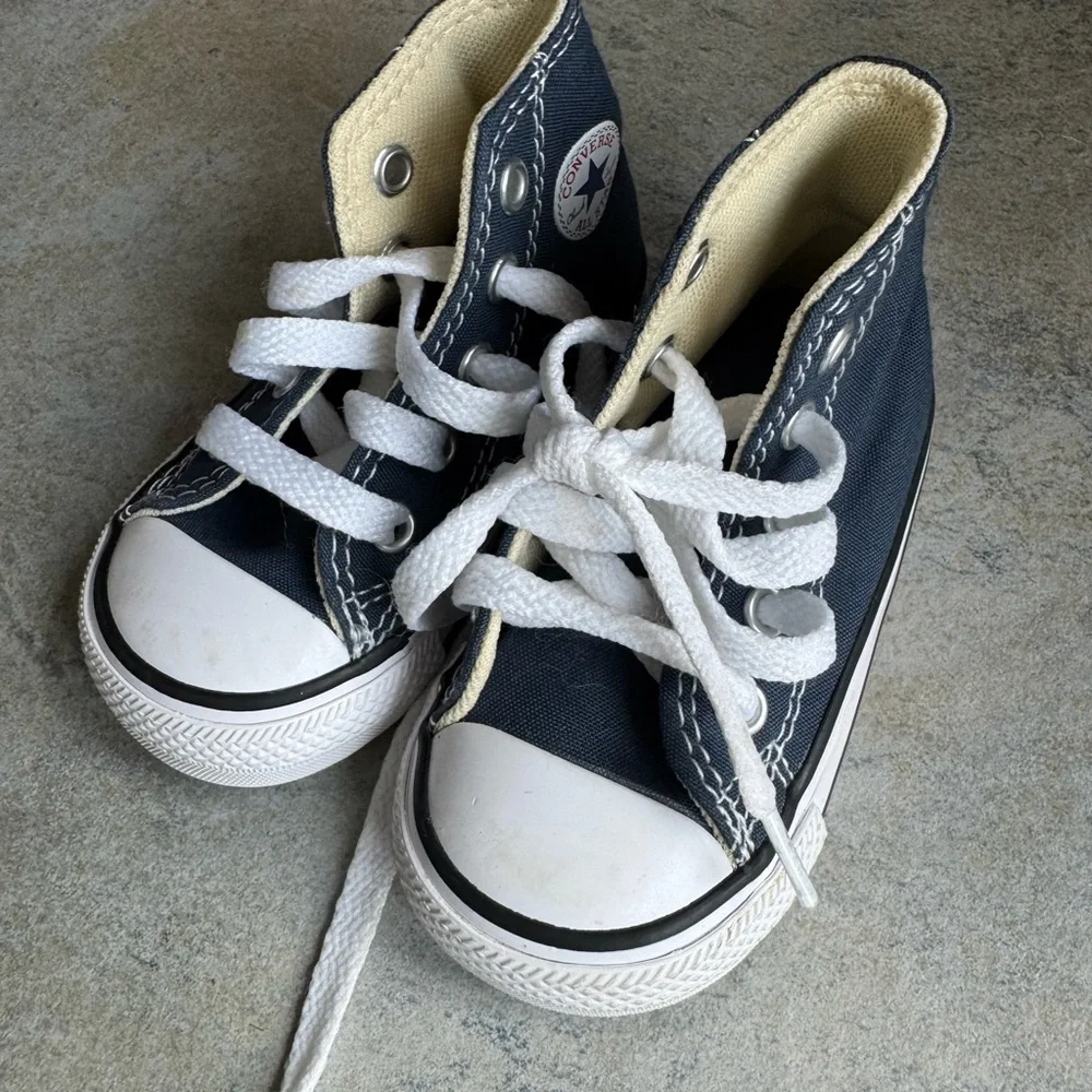 Converse stylish durable